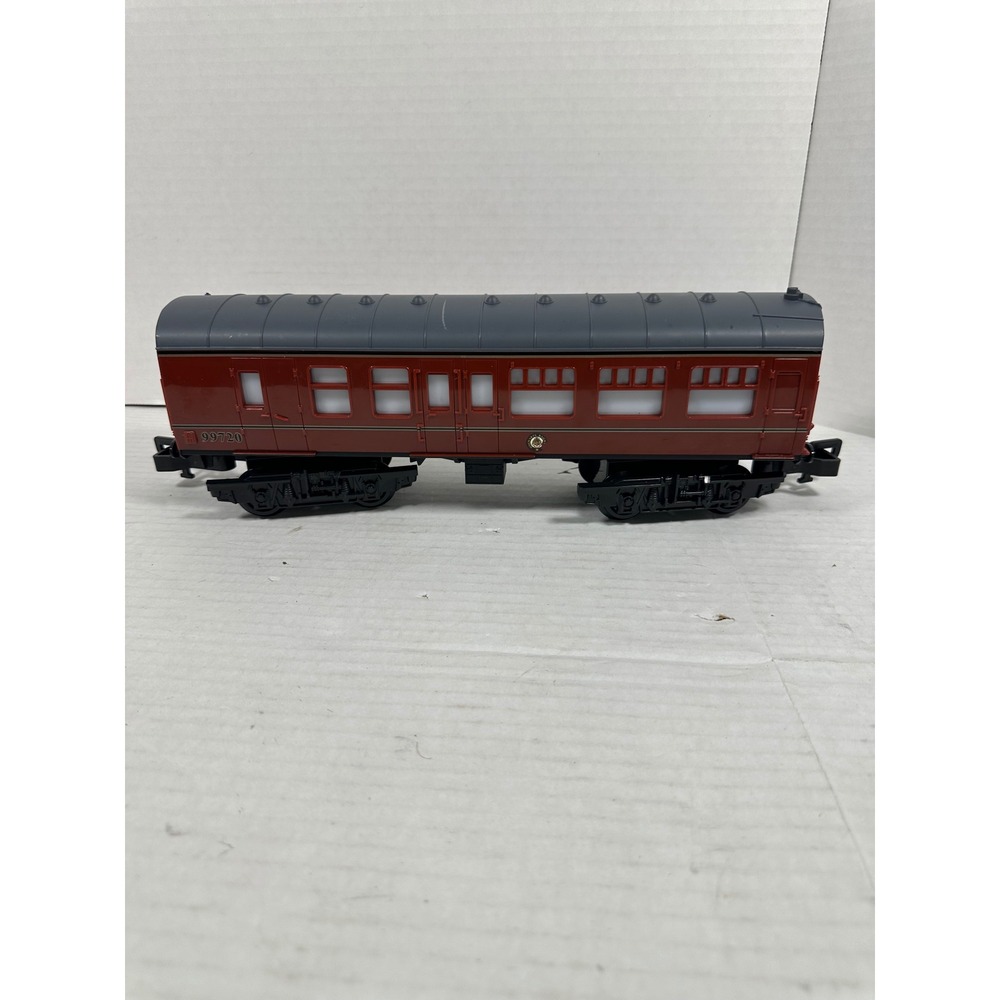 Lionel‎ Harry Potter Hogwarts Express Coach Car 99720 Maroon Train Rail